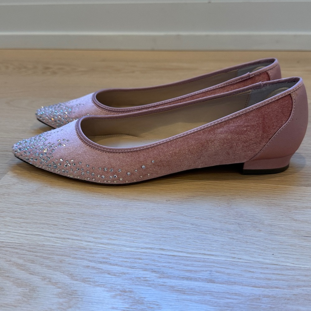 Nina Womens   Pink Velvet Pointed Toe Dressy Ballet Flats Shoes